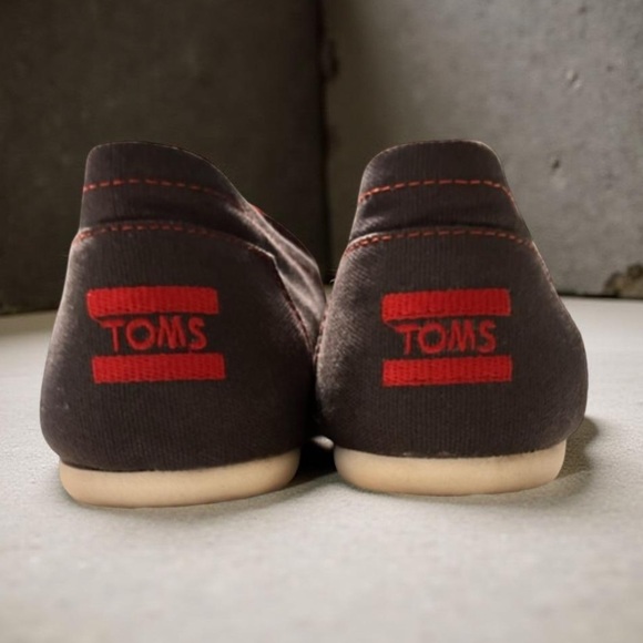 Toms Men Classic Audi Ash New in Box
Size 8 Limited Edition  Gray NWT - Picture 2 of 15